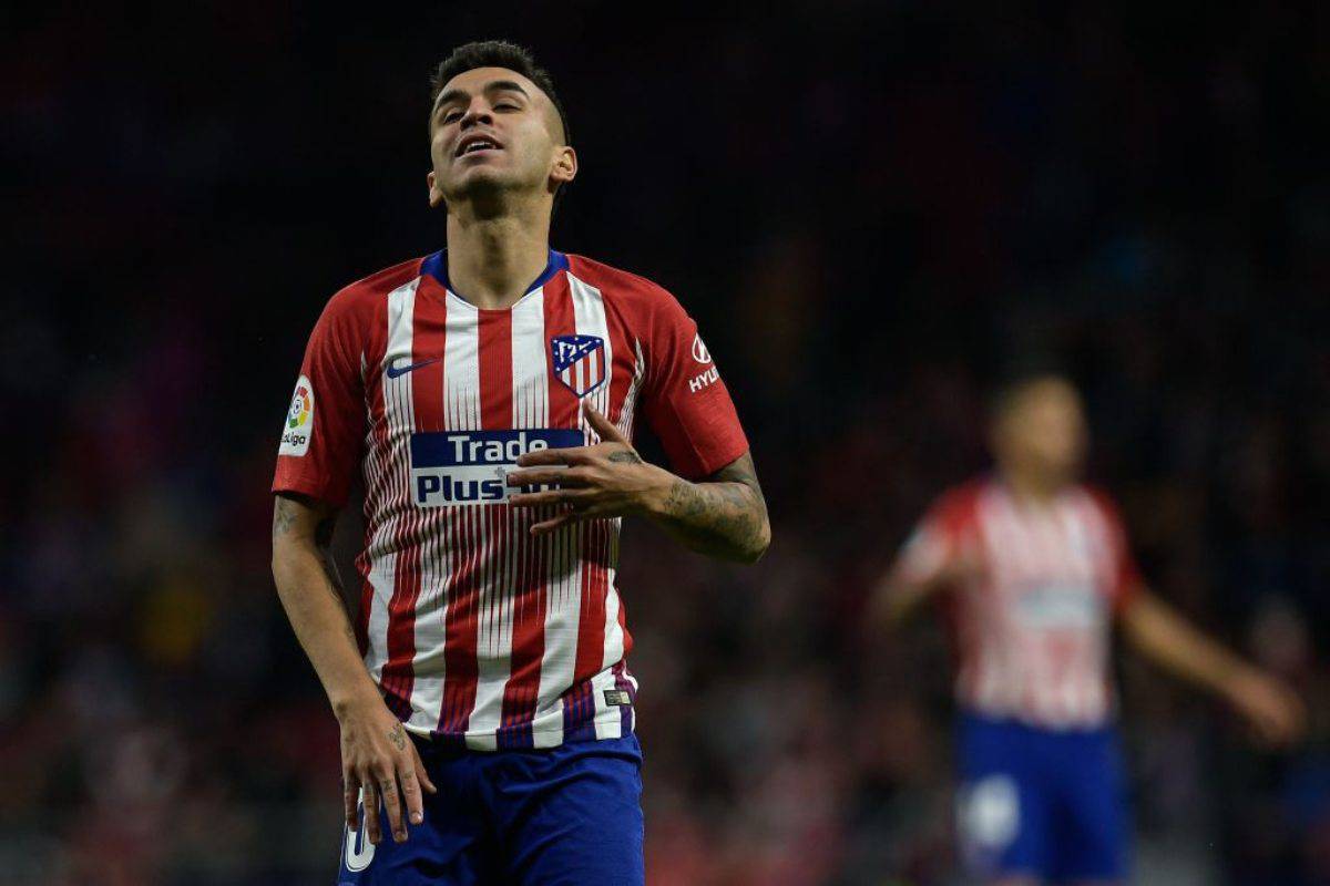 Angel Correa tratta col Milan ma l'Atletico non molla