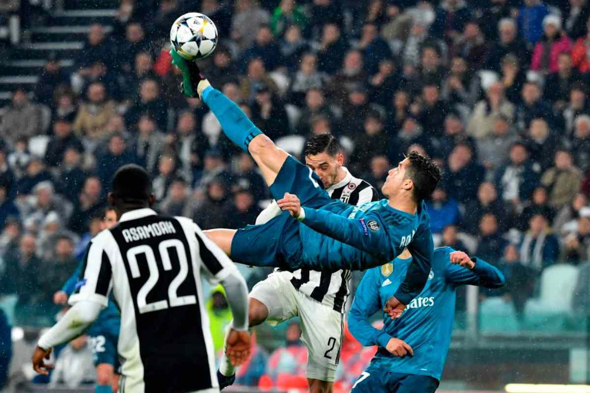 Cristiano Ronaldo rovesciata