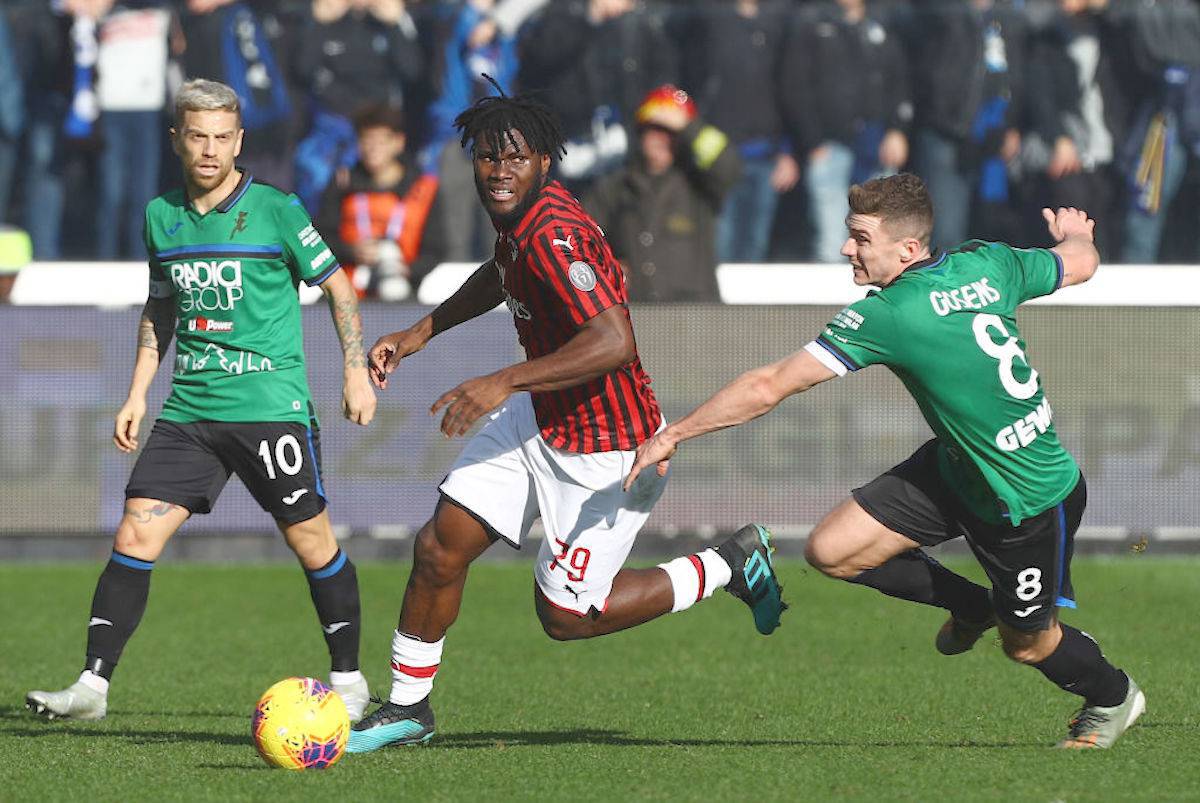 Milan, Kessie: "like" alla vittoria dell'Atalanta. Tifosi infuriati