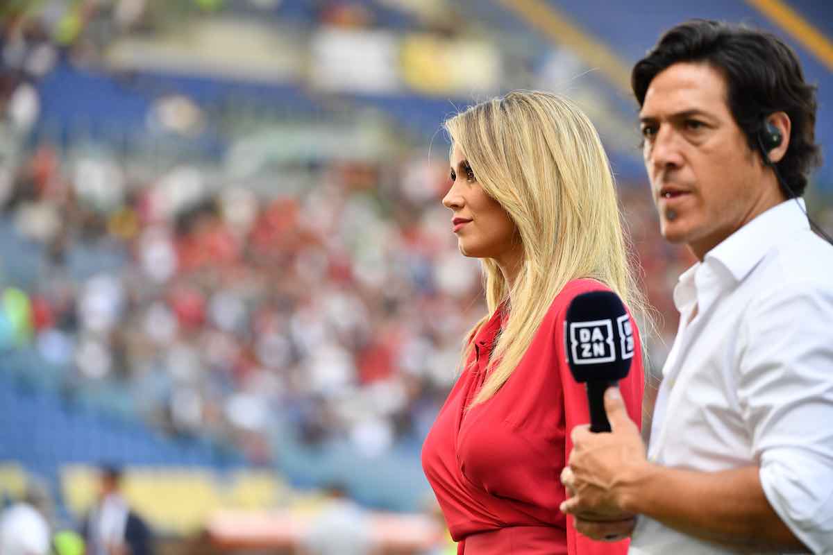 Diletta Leotta fa l'in bocca al lupo a Camoranesi