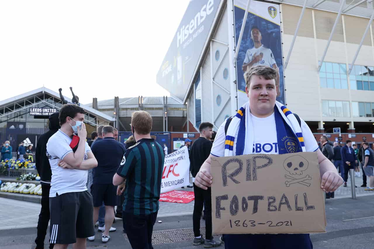 Leeds Liverpool protesta tifosi contro la Superlega: iniziative fuori lo stadio