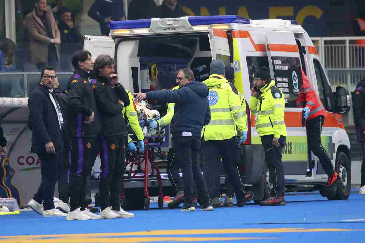 Moise Kean ha lasciato il Bentegodi in ambulanza