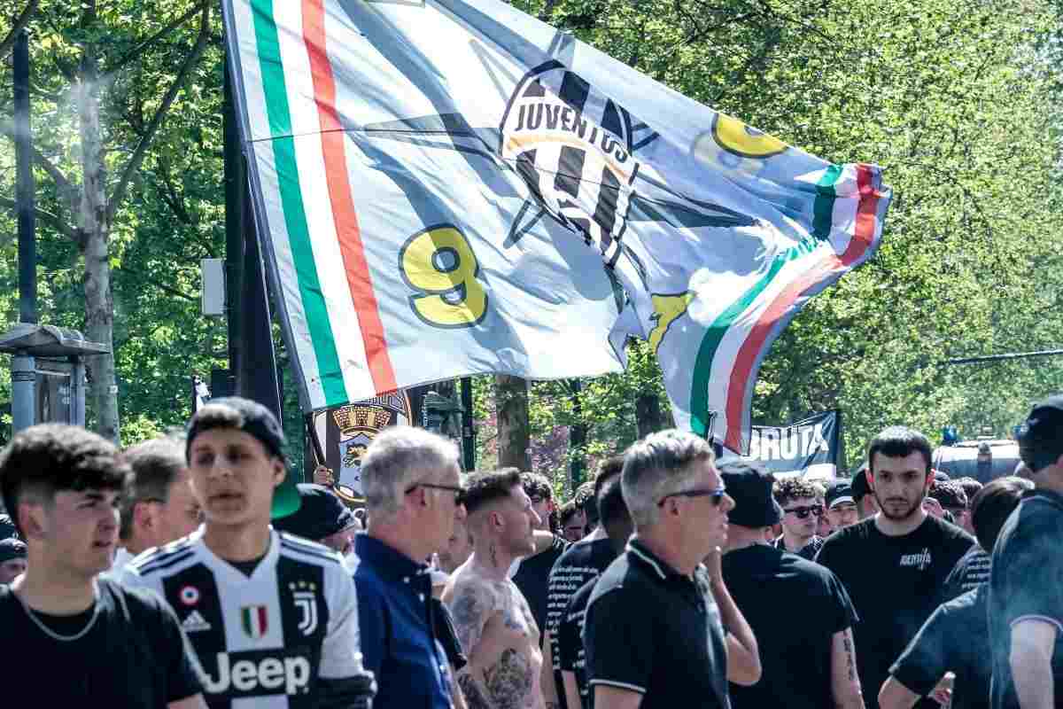 Tifosi della Juventus in corteo