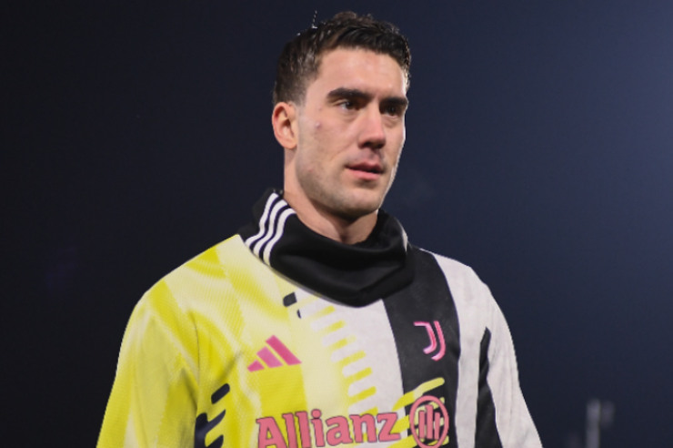 Dusan Vlahovic in azione con la maglia della Juventus